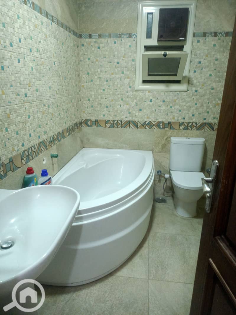9 1000351205. jpg
