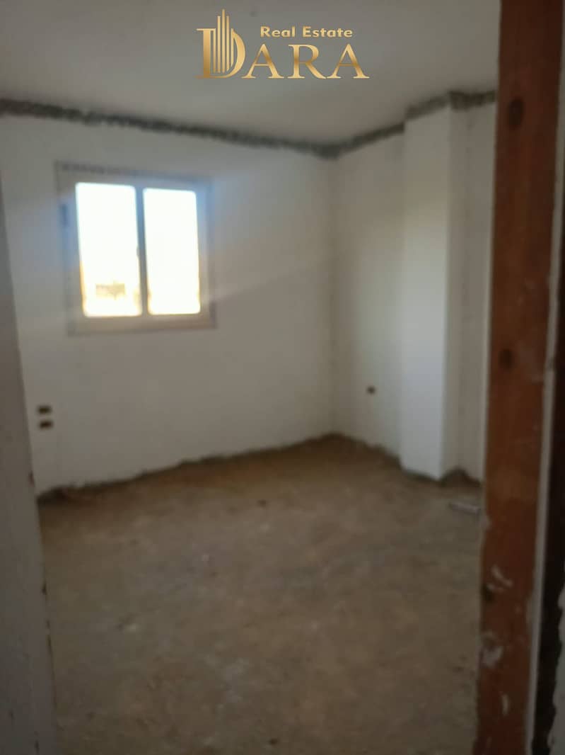 9 1000186223. jpg