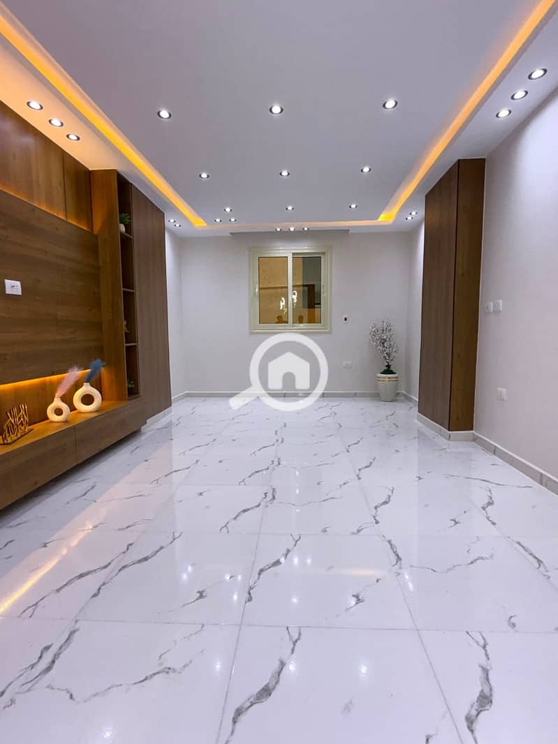 8 1000718738. jpg
