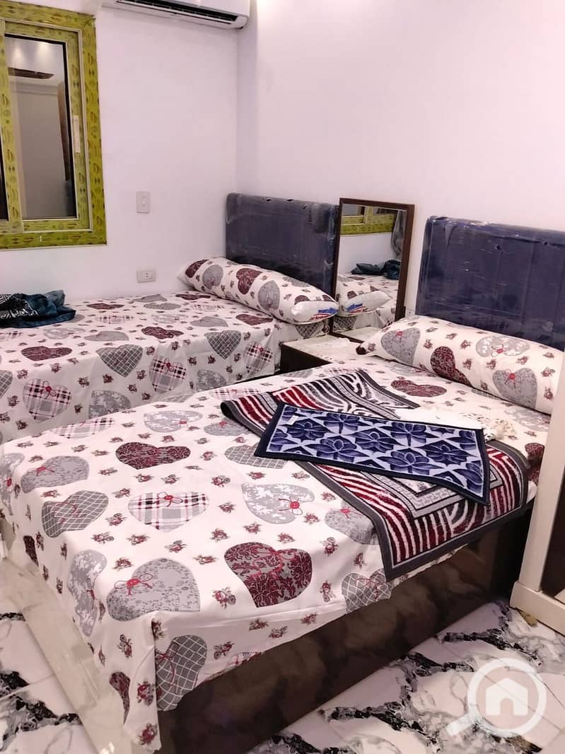 4399. jpg 4399. jpg