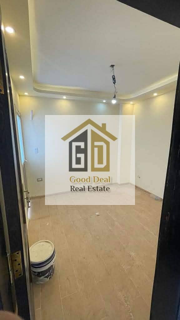 7 ae8668c2-7922-4f96-ba82-3097f5be5a84. jpg