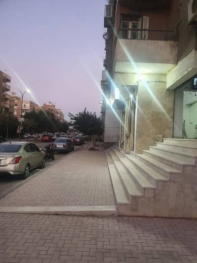 محلات تجارية  للايجار في مدينة نصر، القاهرة - محل للايجار يصلح جميع الاغراض