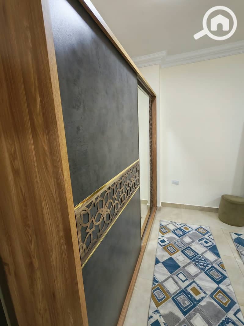 7 1000104416. jpg