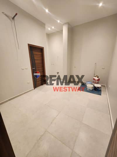 Office for Rent in Sheikh Zayed, Giza - 0cd12701-b5a5-4180-a7fa-a0a6003f4123. jpg