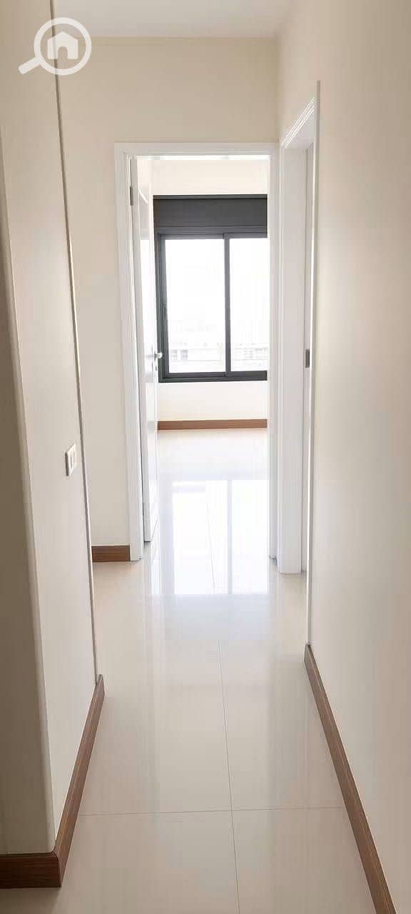 2 1002317434. jpg