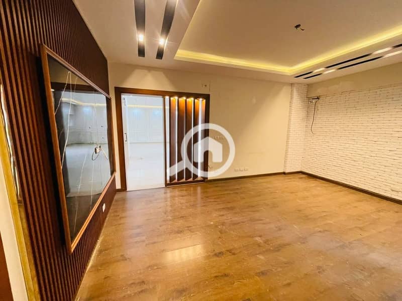 10 830178353_122140747383028571_5727665474624344406_n. jpg