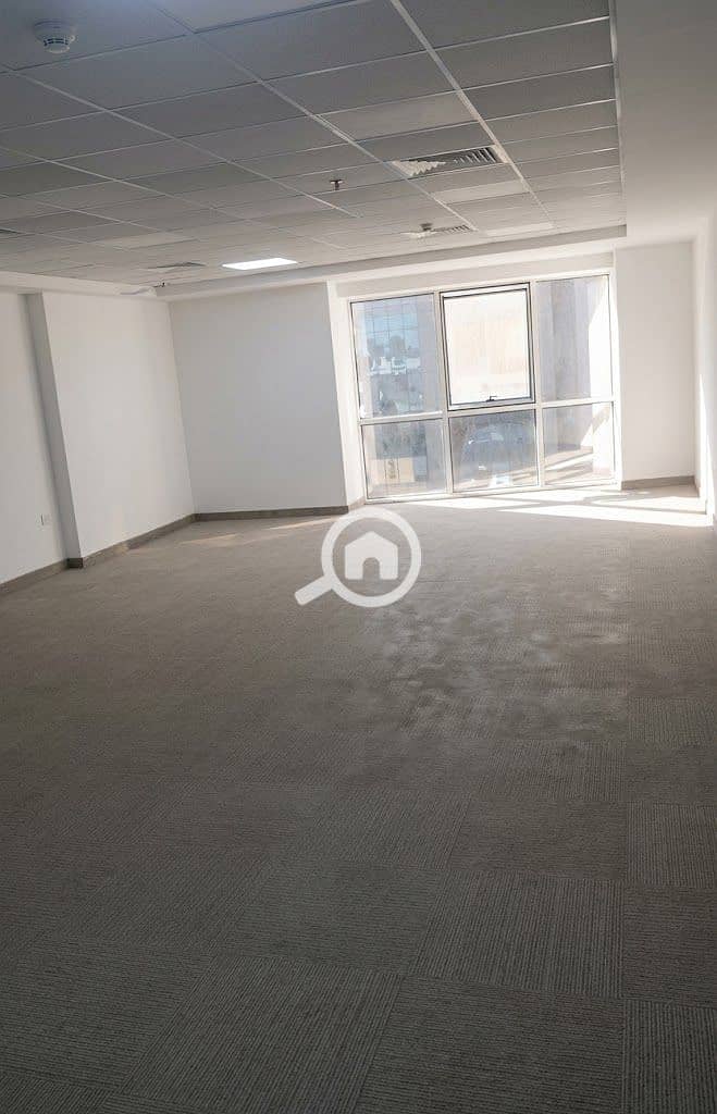 2 watermarked_img_930386675108442429. jpg