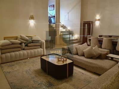 تاون هاوس 4 غرف نوم للايجار في الشيخ زايد، الجيزة - IMG-20261003-WA0313(1). jpg تاون هاوس 4 غرف نوم للايجار في الشيخ زايد، الجيزة - IMG-20261003-WA0313(1). jpg