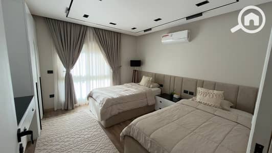 4 Bedroom Hotel Apartment for Rent in New Cairo, Cairo - IMG-20261003-WA0015. jpg 4 Bedroom Hotel Apartment for Rent in New Cairo, Cairo - IMG-20261003-WA0015. jpg