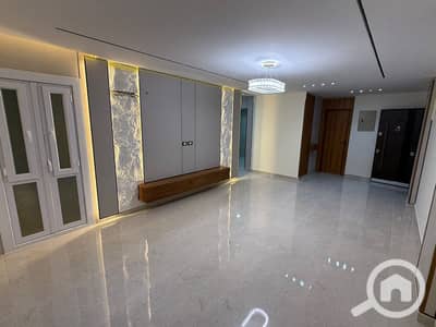 فلیٹ 3 غرف نوم للبيع في مدينتي، القاهرة - units-17401790941796. jpg فلیٹ 3 غرف نوم للبيع في مدينتي، القاهرة - units-17401790941796. jpg