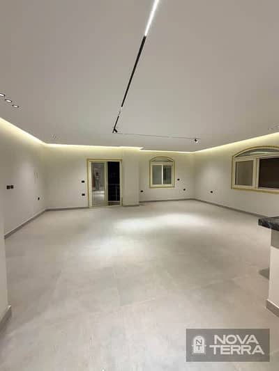 4 Bedroom Roof for Sale in Sheikh Zayed, Giza - image-02. jpeg