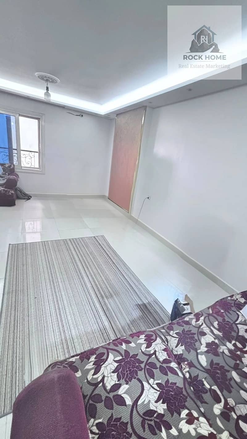 10 1000305089. jpg