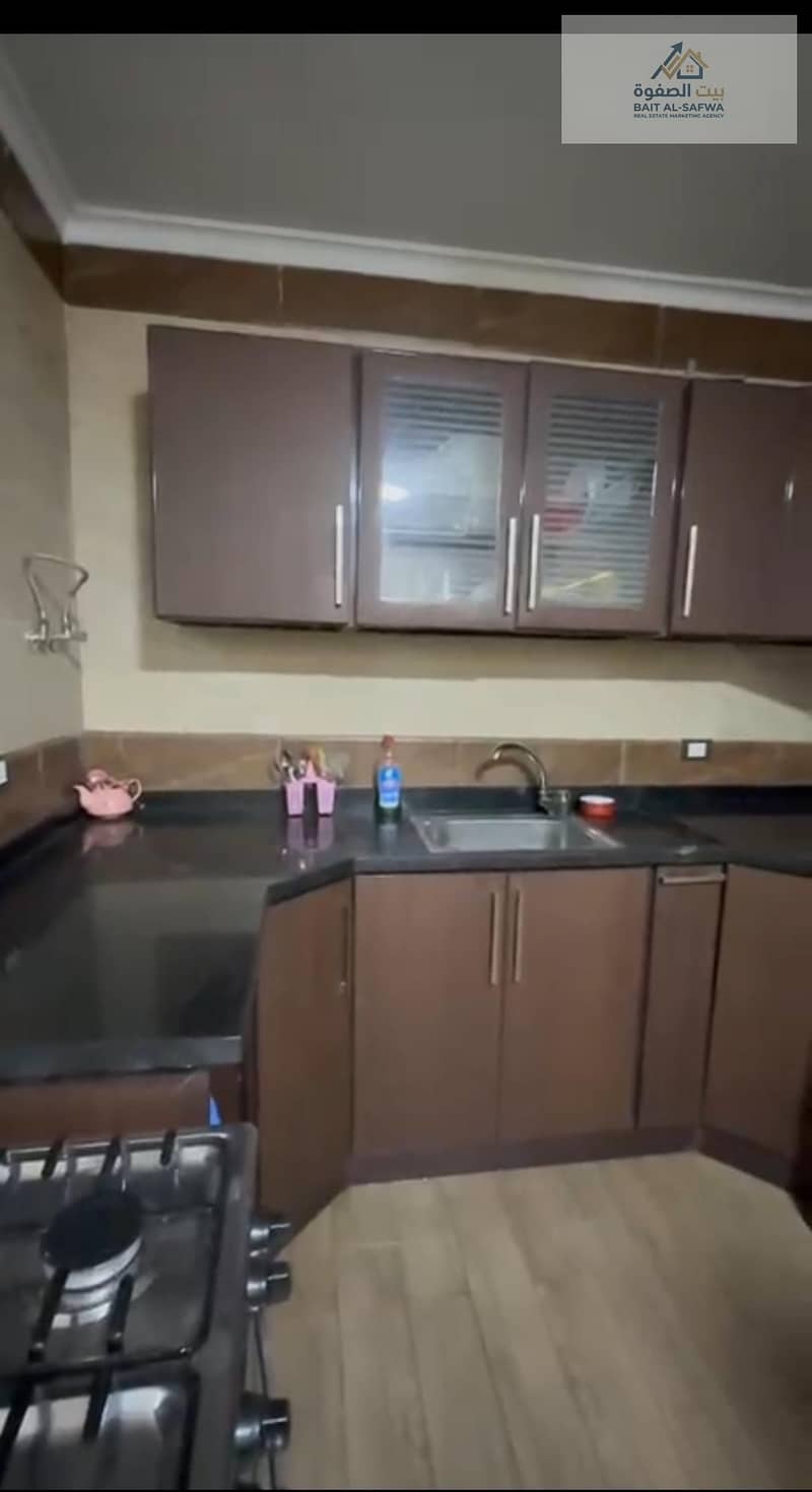 9 184781. jpg
