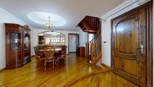 شقة 5 غرف نوم للبيع في ستانلي، الإسكندرية - 3 Floor Apartment in Stanley - 5 Bed/3 Bath