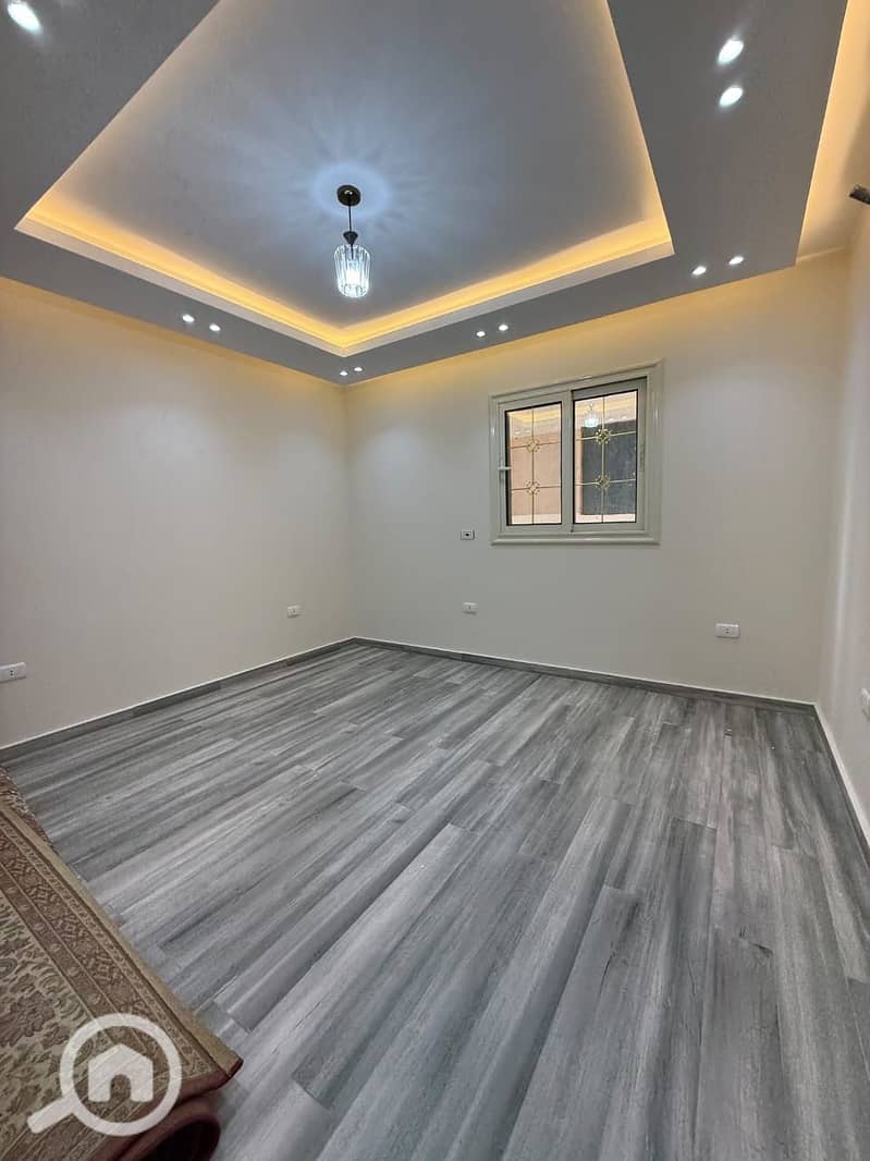 12 e88e5f23-2f6b-44cd-a360-6ed5bd7715f9. jpg