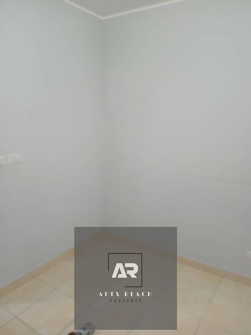 5 1002850775. jpg