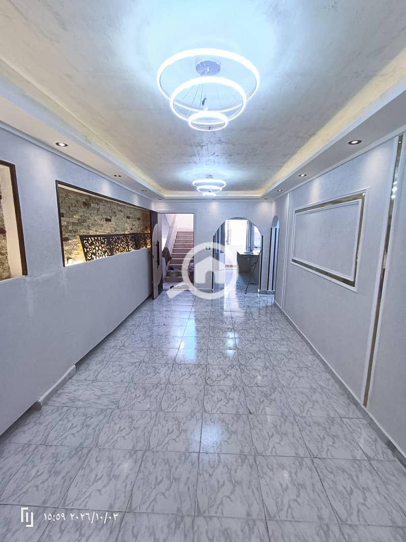1000727505. jpg 1000727505. jpg