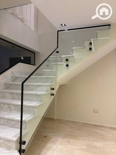 4 Bedroom Duplex for Sale in Hadayek October, Giza - 38720. jpg