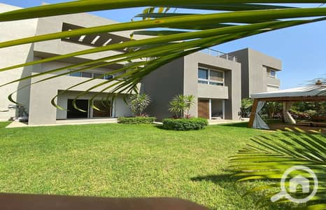 4 Bedroom Twin House for Sale in Sheikh Zayed, Giza - 578244899_2256315994847274_7321012784124402911_n_1400x900. jpg 4 Bedroom Twin House for Sale in Sheikh Zayed, Giza - 578244899_2256315994847274_7321012784124402911_n_1400x900. jpg