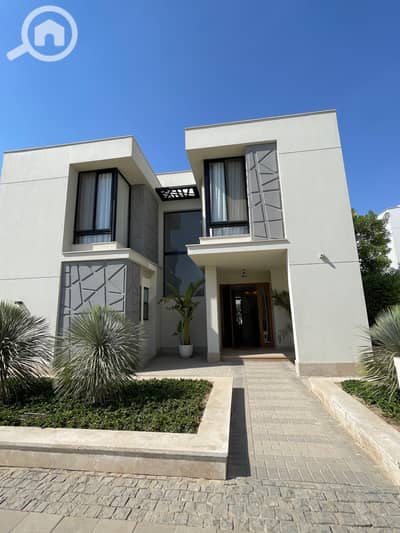 4 Bedroom Villa for Sale in 6th of October, Giza - IMG-20251020-WA0016. jpg 4 Bedroom Villa for Sale in 6th of October, Giza - IMG-20251020-WA0016. jpg