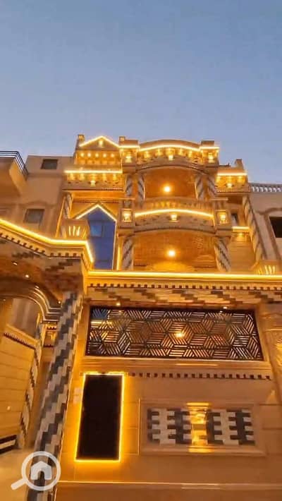 فیلا 8 غرف نوم للبيع في حدائق اكتوبر، الجيزة - 56aa9de4-2f63-47b6-871a-5467b423360d. jpg فیلا 8 غرف نوم للبيع في حدائق اكتوبر، الجيزة - 56aa9de4-2f63-47b6-871a-5467b423360d. jpg