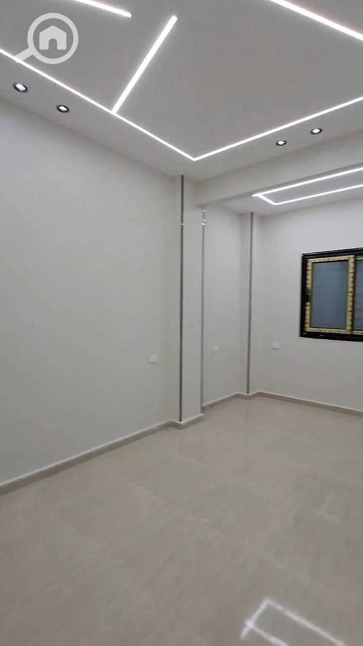 5 504810eb-12b0-49dd-8a24-5eb18a71f279. jpg