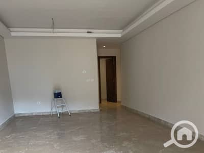 2 Bedroom Flat for Sale in Sheikh Zayed, Giza - WhatsApp Image 2026-09-28 at 3.45. 19 PM (2). jpeg 2 Bedroom Flat for Sale in Sheikh Zayed, Giza - WhatsApp Image 2026-09-28 at 3.45. 19 PM (2). jpeg