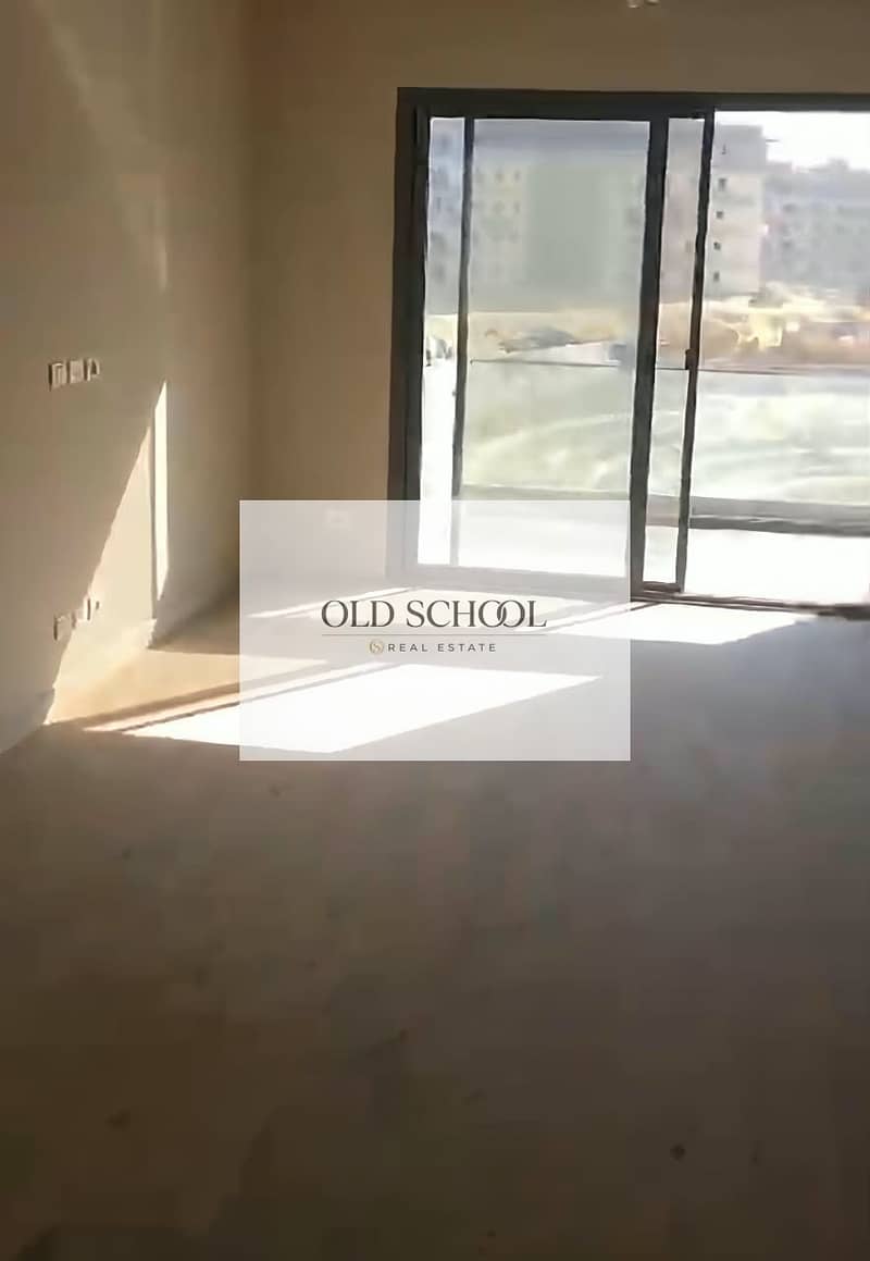 5 158349. jpg
