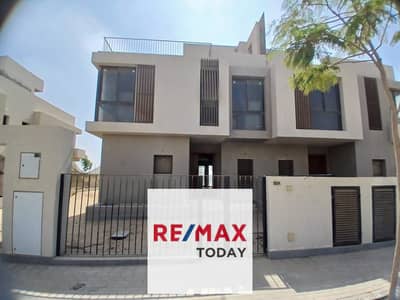 4 Bedroom Twin House for Sale in New Heliopolis, Cairo - WhatsApp Image 2026-10-04 at 2.36. 30 PM (1). jpeg 4 Bedroom Twin House for Sale in New Heliopolis, Cairo - WhatsApp Image 2026-10-04 at 2.36. 30 PM (1). jpeg