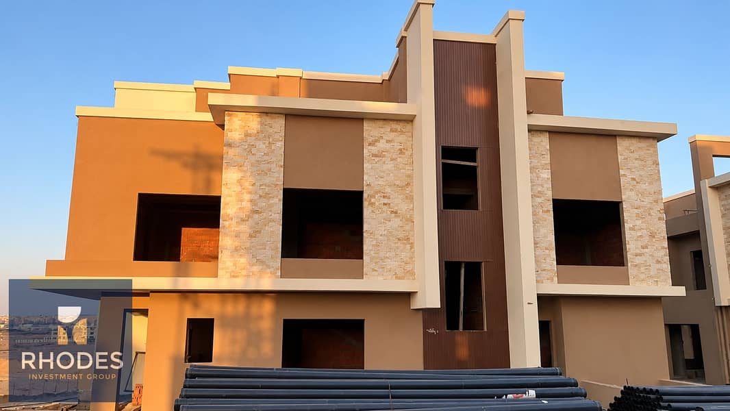 6 Modern House Under Construction in Golden Light. png
