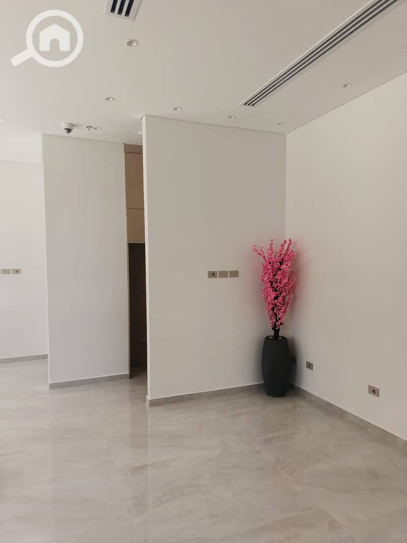 6 1000189922. jpg