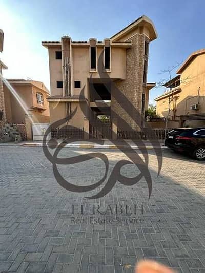 4 Bedroom Villa for Sale in New Cairo, Cairo - 51QbqITseGjKsSQGwOCWlL8ZwkQV1RN5fDHpls8w. jpg