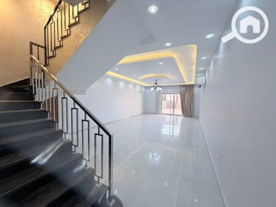 4 Bedroom Townhouse for Rent in Sheikh Zayed, Giza - WhatsApp Image 2026-10-03 at 1.10. 35 PM. jpeg