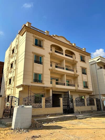 4 Bedroom Duplex for Sale in New Cairo, Cairo - دوبلكس نص تشطيب مميز للبيع 4 Bedroom Duplex for Sale in New Cairo, Cairo - دوبلكس نص تشطيب مميز للبيع
