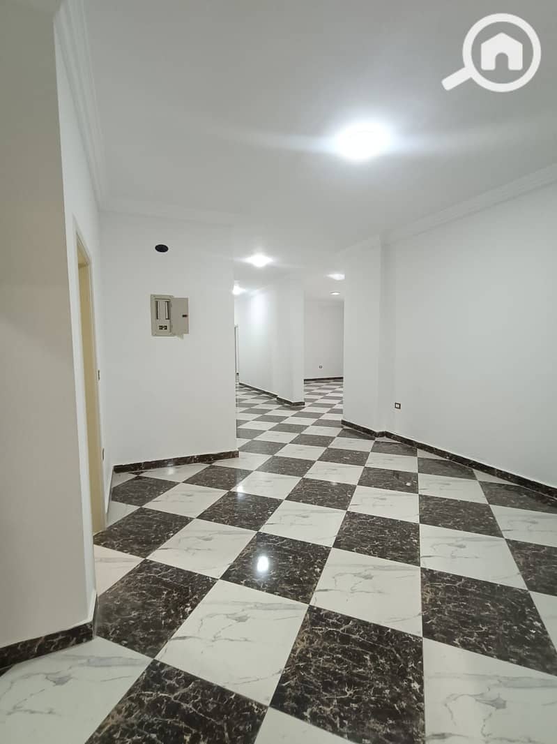 9 1000210624. jpg