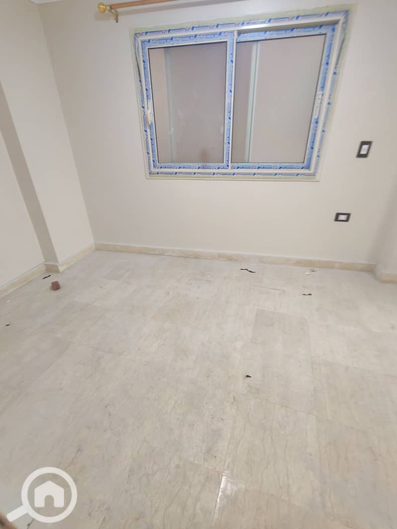 6 976349. jpg
