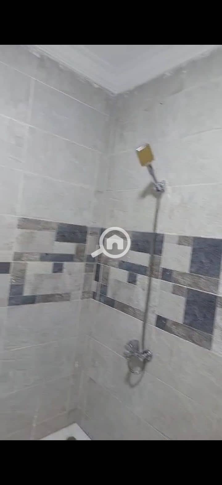 18 220056. jpg
