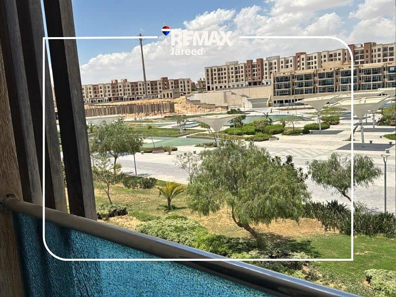 2 Abdelrahman-Medhat-1701---2. png---6814447a1454267b0fe85fab474ff888. png