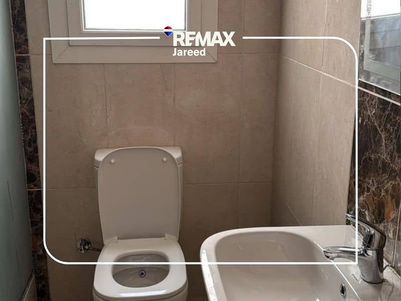 8 Abdelrahman-Medhat-1701---9. png---7b3a2e39bb63f43e318efcfa77833da7. png