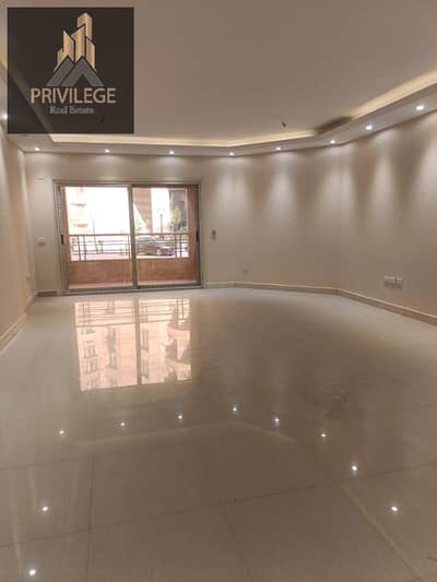 3 Bedroom Flat for Sale in Maadi, Cairo - IMG-20261005-WA0020. jpg 3 Bedroom Flat for Sale in Maadi, Cairo - IMG-20261005-WA0020. jpg