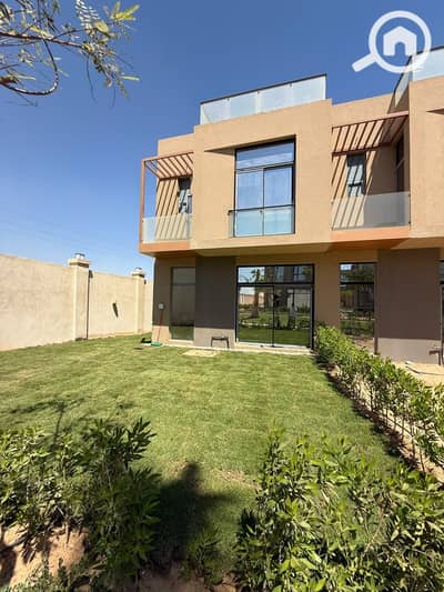 3 Bedroom Townhouse for Sale in Sheikh Zayed, Giza - WhatsApp Image 2026-10-04 at 11.11. 11 AM (1). jpeg 3 Bedroom Townhouse for Sale in Sheikh Zayed, Giza - WhatsApp Image 2026-10-04 at 11.11. 11 AM (1). jpeg