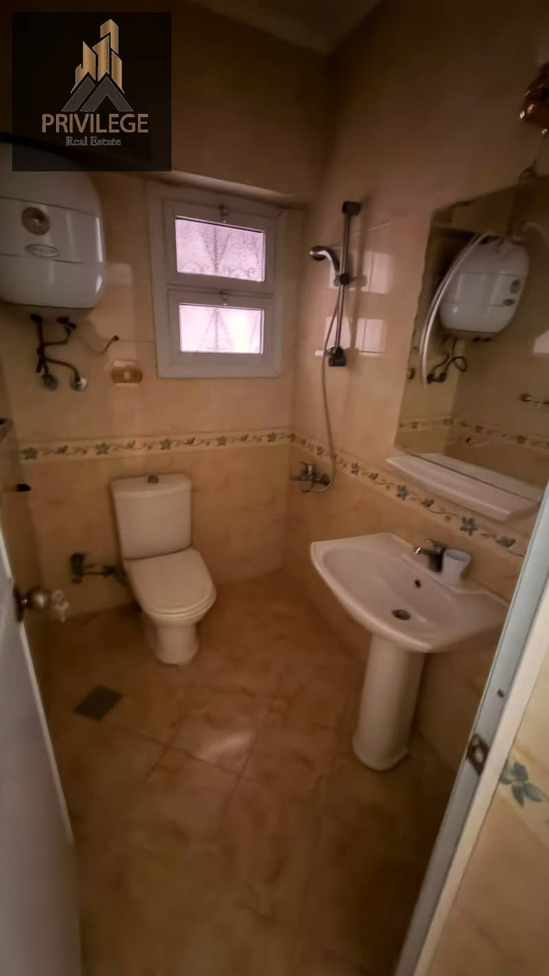 4 1000223647. jpg