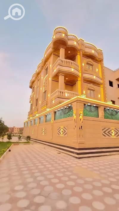 6 Bedroom Villa for Sale in Hadayek October, Giza - d116f001-beac-49b8-b198-03371c97dc21. jpg