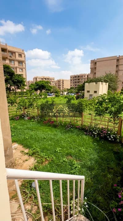 2 Bedroom Flat for Sale in Madinaty, Cairo - WhatsApp Image 2026-10-05 at 12.24. 17 PM. jpeg 2 Bedroom Flat for Sale in Madinaty, Cairo - WhatsApp Image 2026-10-05 at 12.24. 17 PM. jpeg