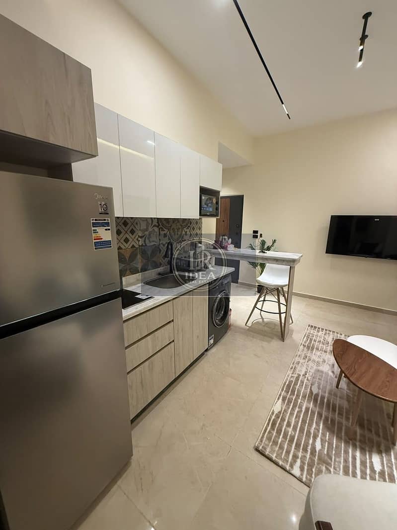 4 1000515724. jpg