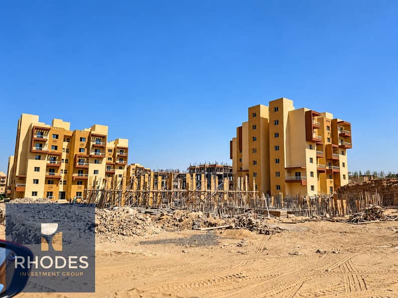 10 Sunny Apartment Construction Site. png