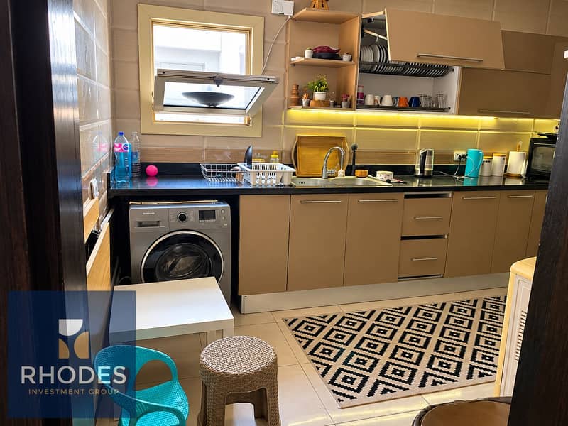 6 Bright Modern Kitchen-Laundry Interior. png