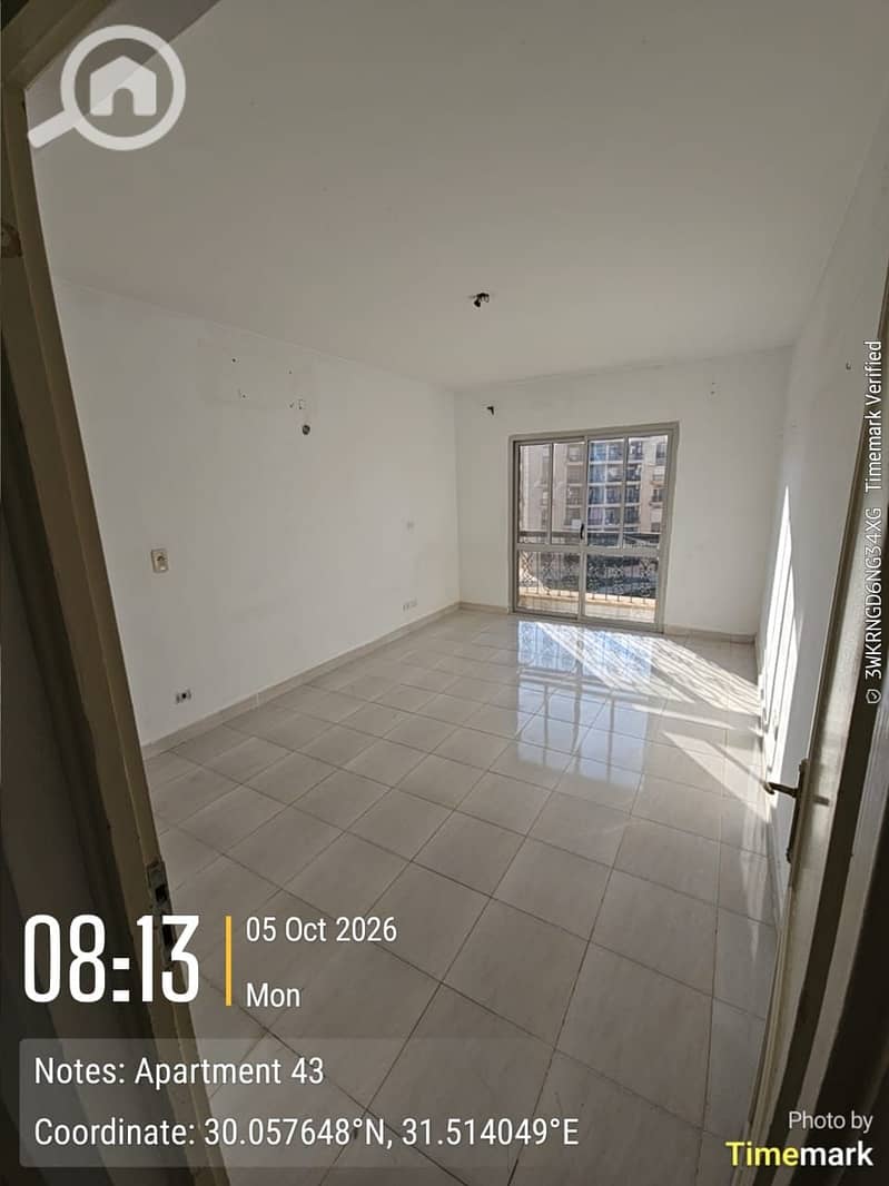4 6d6cc0c6-499d-401a-90fd-e625179d4ebf. jpg