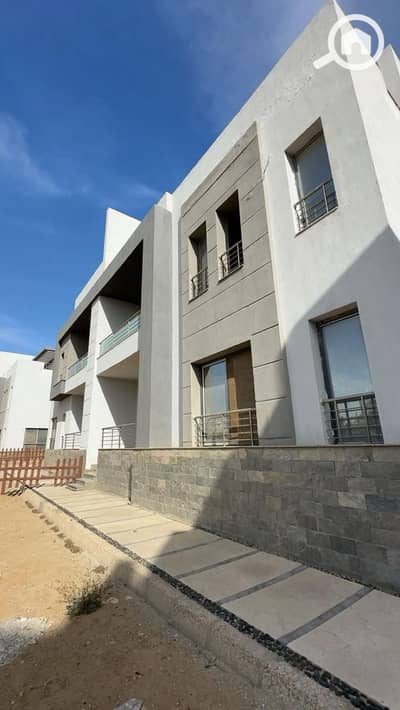 3 Bedroom Twin House for Sale in Shorouk City, Cairo - WhatsApp Image 2026-10-05 at 1.51. 15 PM. jpeg