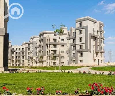 3 Bedroom Flat for Sale in 6th of October, Giza - 3889995a-5612-4f16-91fd-0d1e9ca9cd46. jpg